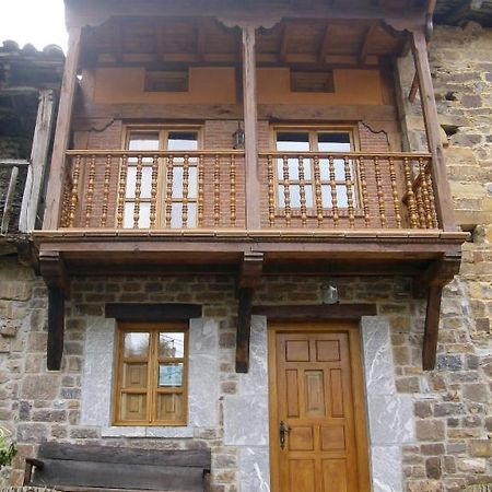 Casa Rural La Torre De Espinama Exterior photo