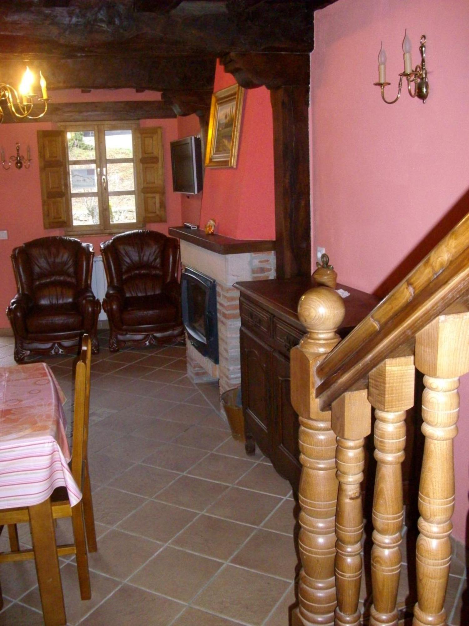 Casa Rural La Torre De Espinama Exterior photo