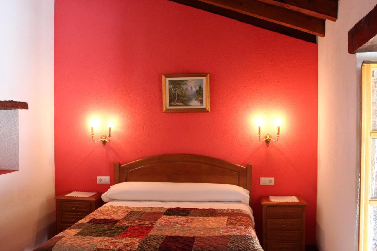Casa Rural La Torre De Espinama Room photo
