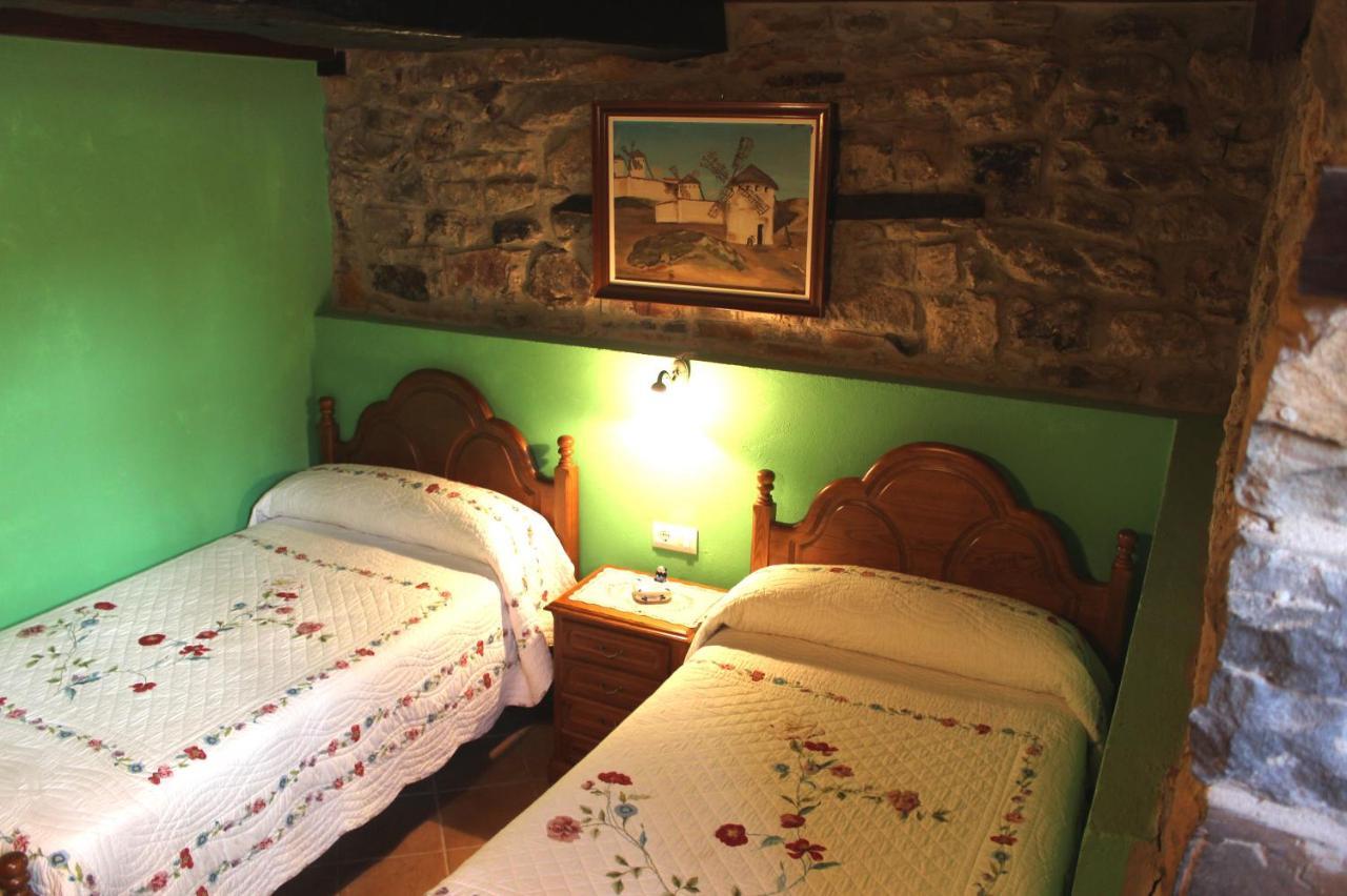 Casa Rural La Torre De Espinama Room photo